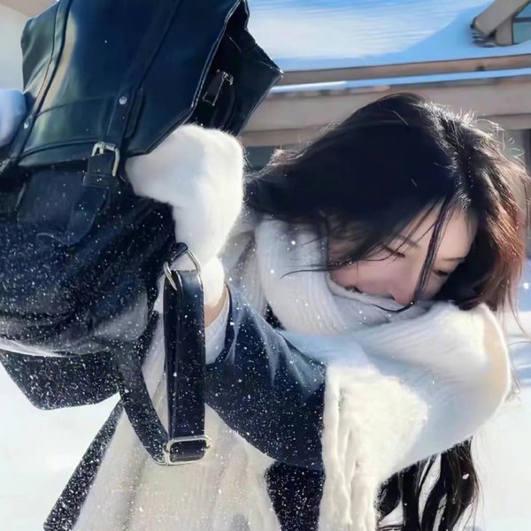 沉默一瞬